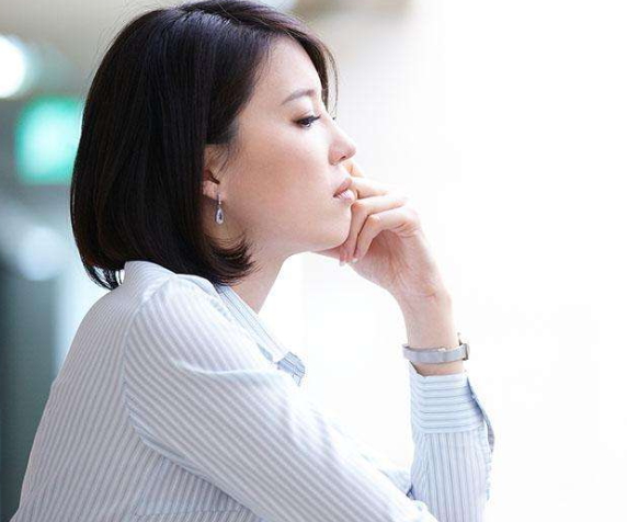 歪鼻矯正一般多少錢？歪鼻矯正掛風(fēng)險(xiǎn)大嗎