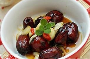 花生衣的吃法 花生衣怎么吃？