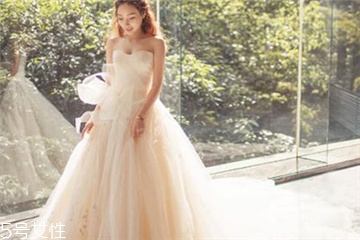 婚紗買回來(lái)要洗嗎？新買的婚紗要洗嗎？