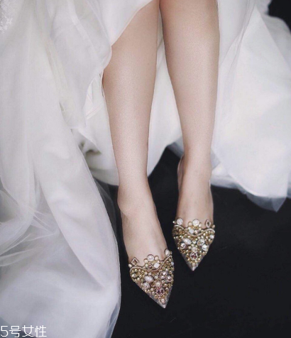 婚鞋可以送人嗎？婚鞋送人好嗎？