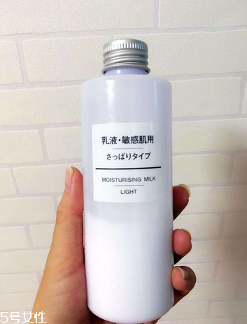乳液是鎖水的嗎？乳液能鎖住水分嗎？