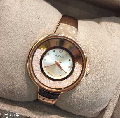 阿吉豆手表多少錢？阿吉豆手表什么價(jià)位？