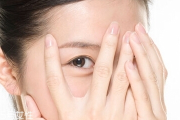 眼霜為什么辣眼睛？眼霜辣眼睛是怎么回事？
