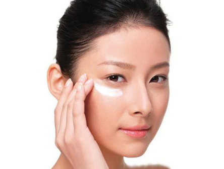 眼霜分年齡嗎？眼霜使用分年齡段嗎？