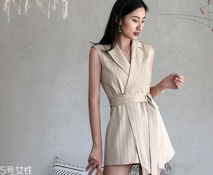 白領上班穿什么衣服？白領mm穿搭圖片