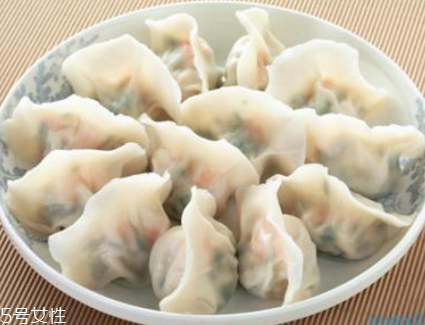 榛蘑能包餃子嗎？榛蘑豬肉餡餃子的做法