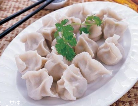 榛蘑能包餃子嗎？榛蘑豬肉餡餃子的做法