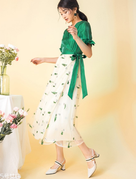 夏季面試穿什么衣服？夏季面試穿搭技巧