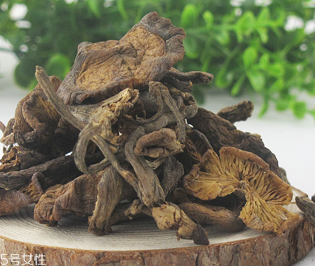 榛蘑能和豆腐一起吃嗎？榛蘑豆腐的做法