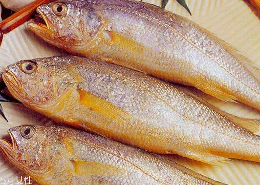 黃花魚去鱗嗎？黃花魚去內(nèi)臟嗎？