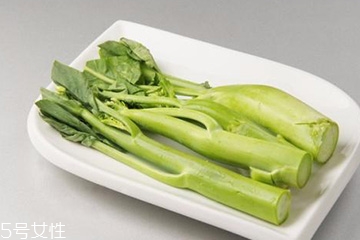 芥蘭能炒牛肉嗎？芥蘭炒牛肉的做法