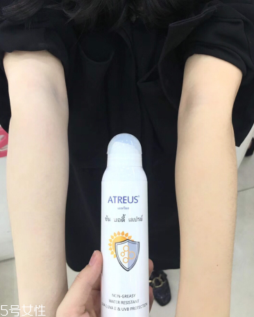 防曬噴霧里面有酒精嗎？防曬噴霧都有酒精嗎？