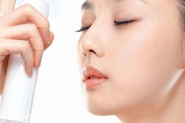 化妝水是保濕水嗎？化妝水是保濕用的嗎？