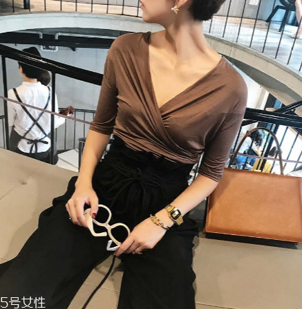 今年夏天流行什么上衣？夏季上衣流行元素