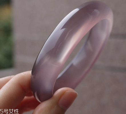 玉髓手鐲有什么好處？玉髓手鐲的功效
