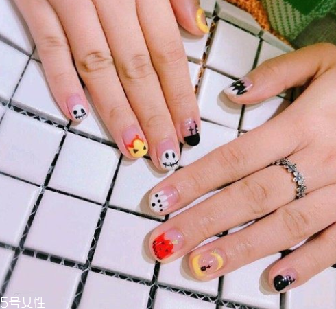 q版萬(wàn)圣節(jié)美甲怎么做？q版萬(wàn)圣節(jié)美甲教程