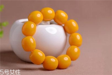 蜜蠟手串怎么盤？蜜蠟手串盤玩技巧