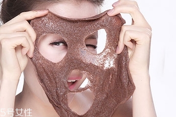 海藻面膜用什么水調(diào)最好？海藻面膜和什么調(diào)最好？