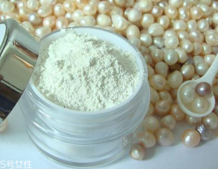 珍珠粉可以洗澡嗎？珍珠粉洗澡能去雞皮嗎？
