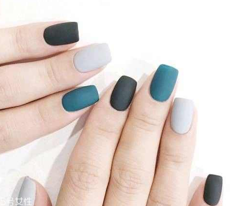 美甲跳色什么意思？美甲跳色有什么作用？