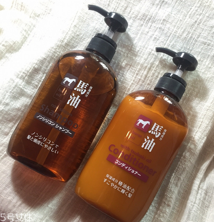 馬油洗發(fā)水防脫發(fā)嗎？馬油洗發(fā)水有防脫發(fā)功效嗎？