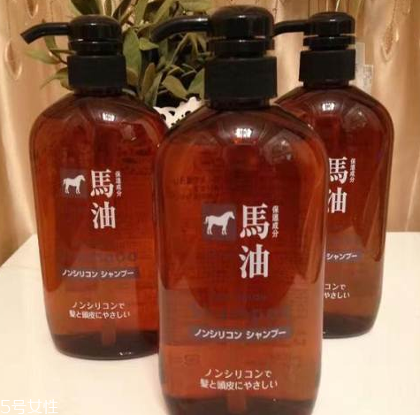 馬油洗發(fā)水防脫發(fā)嗎？馬油洗發(fā)水有防脫發(fā)功效嗎？