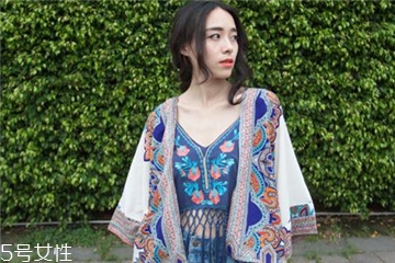 平胸女生夏天穿什么？平胸也能穿出高級感