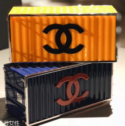 chanel集裝箱尺寸多大？香奈兒集裝箱包包尺寸詳情