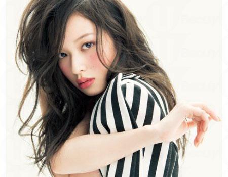 高潮紅妝怎么畫 風(fēng)行的日本潮紅妝 高潮紅妝怎么畫 風(fēng)行的日本潮紅妝