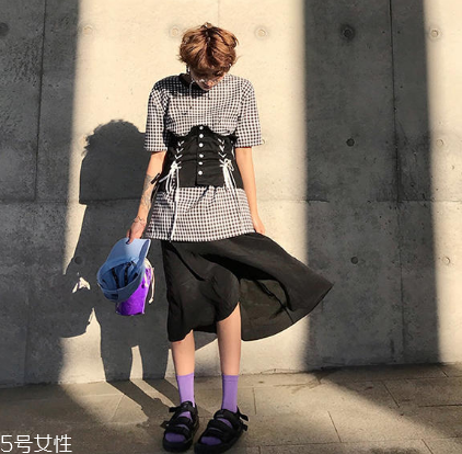 如何搭配衣服顯瘦 視覺(jué)上瘦一圈