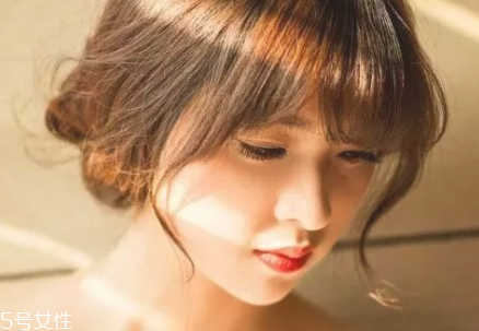 熬夜長痘痘怎么辦？去除痘痘小竅門