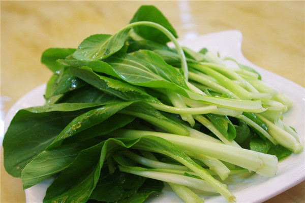 清炒小白菜需要焯水嗎 清炒小白菜的做法