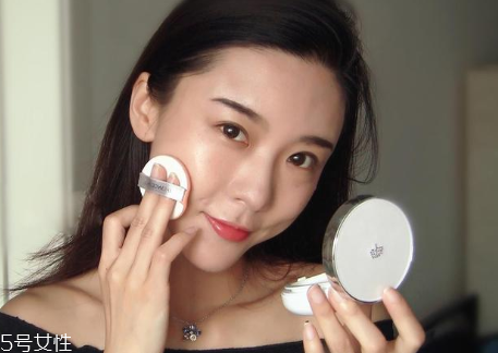 化妝定妝的步驟是什么 原來美妝達人都這樣定妝