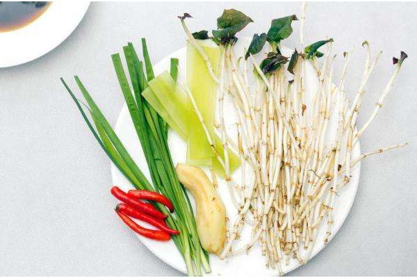 折耳根不能和什么一起吃？折耳根食用好處多