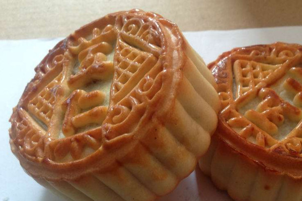 五仁月餅為什么難吃？購買時注意看五仁月餅保質(zhì)期