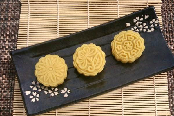 電烤箱怎么做綠豆糕？太黃或太綠的綠豆糕不要買