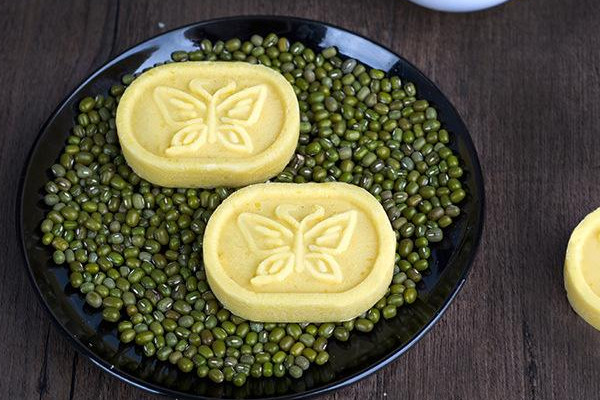 綠豆糕是蒸的嗎？南北綠豆糕的區(qū)別