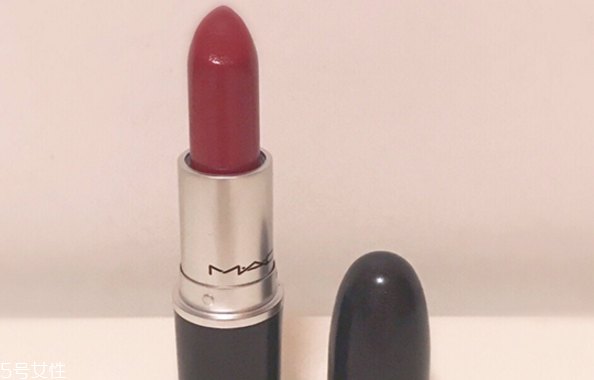 mac ladybug和迪奧999哪個好 mac ladybug試色