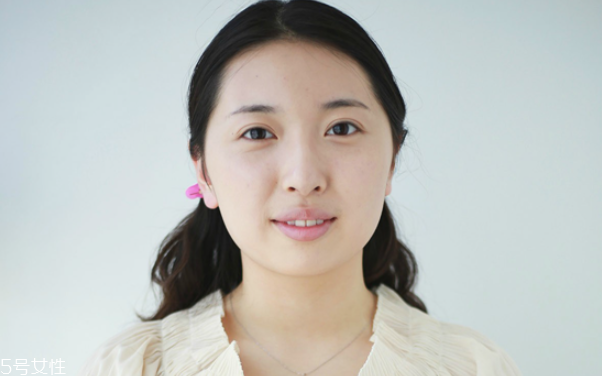 元旦約會(huì)妝容步驟畫(huà)法 優(yōu)雅又有女人味