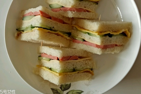 早餐應該怎么吃才好 營養(yǎng)健康最重要