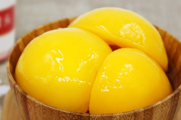 黃桃罐頭會(huì)中毒嗎 認(rèn)準(zhǔn)正規(guī)產(chǎn)品
