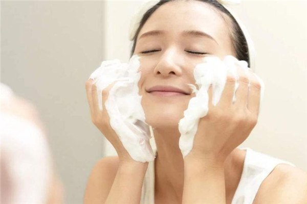解決女性手腳冰冷、緩經(jīng)痛必吃8大食材