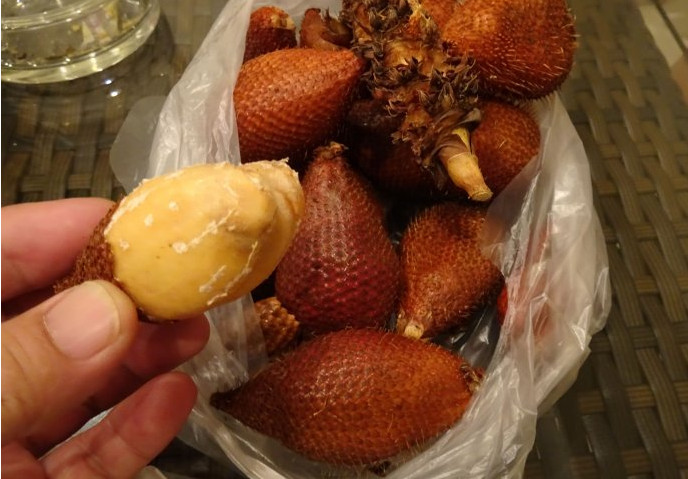 蛇皮果是什么季節(jié)成熟？蛇皮果是什么味道？