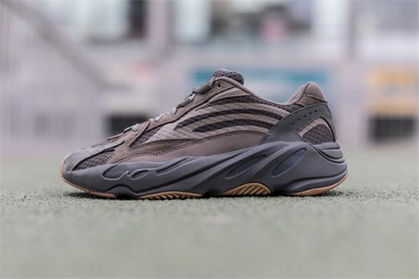 yeezy 700 v2 geode測評(píng) 椰子700geode實(shí)物上腳效果