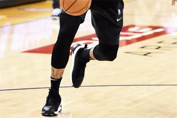 puma uproar實(shí)戰(zhàn)測(cè)評(píng) 彪馬最新籃球鞋實(shí)戰(zhàn)報(bào)告