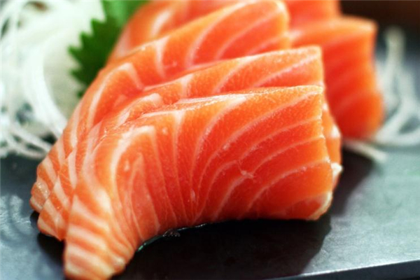 三文魚(yú)為什么加檸檬汁 起調(diào)味作用