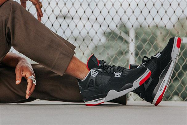 2019aj4黑紅復刻發(fā)售時間 經(jīng)典元年復刻