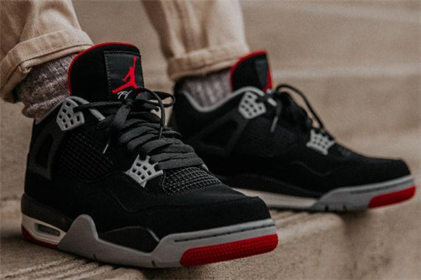 2019aj4黑紅復刻發(fā)售時間 經(jīng)典元年復刻