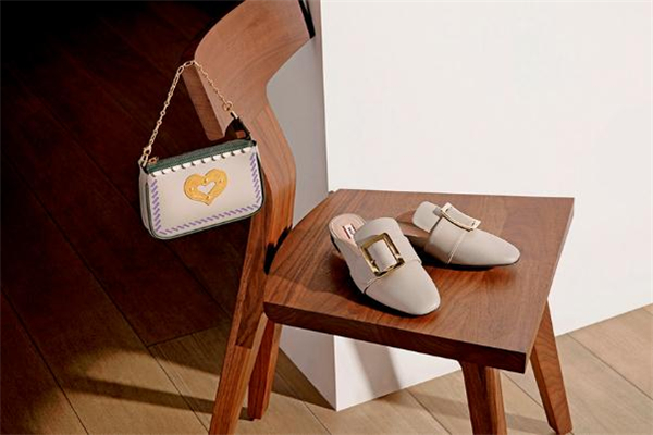 2019bally520限定包包多少錢 浪漫愛(ài)心包