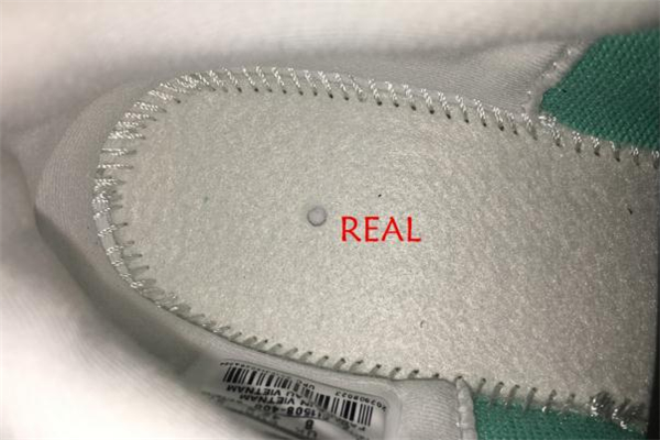 耐克air max 97萬花筒真假對(duì)比 am97萬花筒真假鑒定